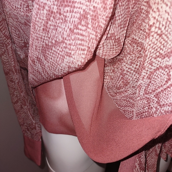 JOIE pink tassa snakeskin top - Picture 5 of 12